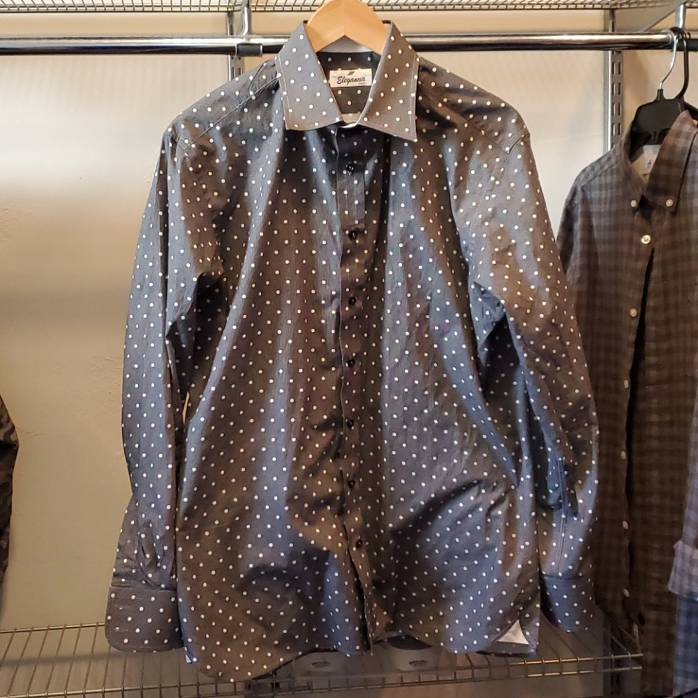 Custom tailored Italian men's dress shirt